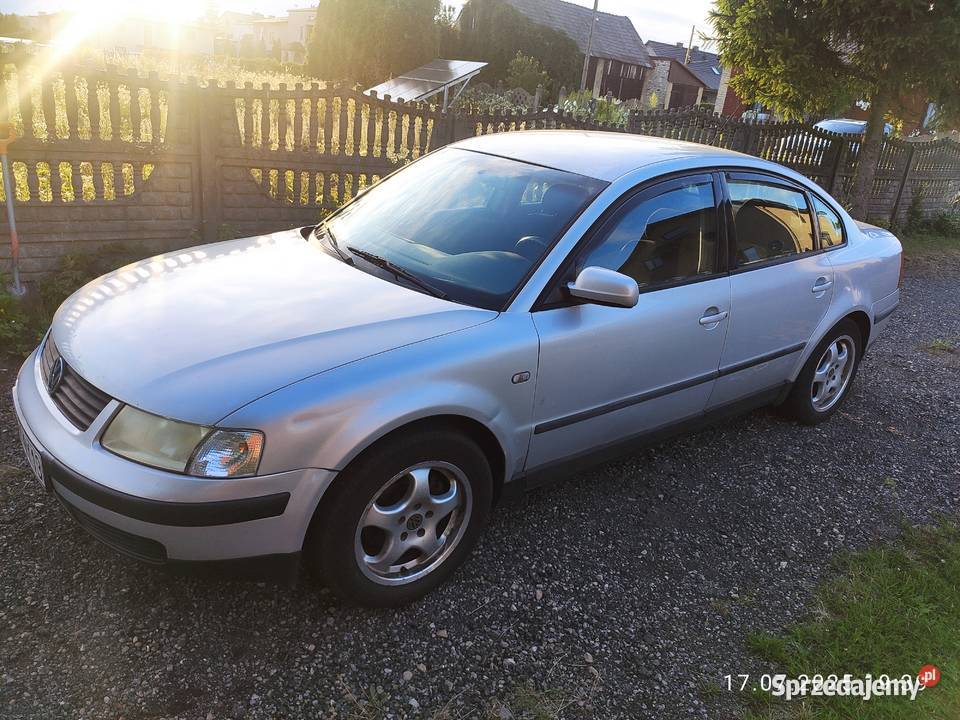 Volkswagen Passat 18 gaz benzyna Samochody osobowe Ożarowice