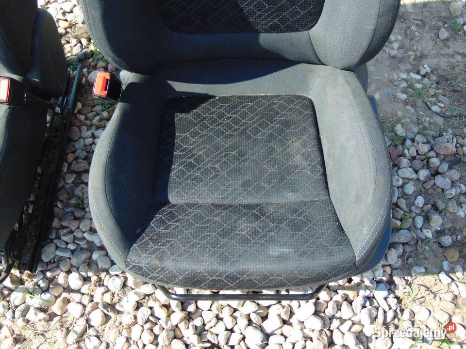 FOTEL FOTELE KANAPA TYLNA PEUGEOT 3008 I