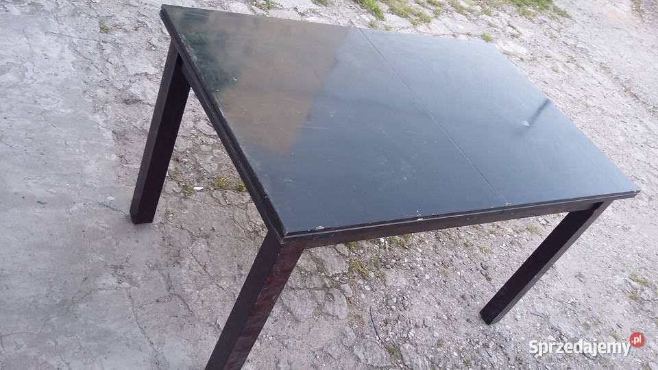Stol uzywany kolor czarny solidna konstrukcja