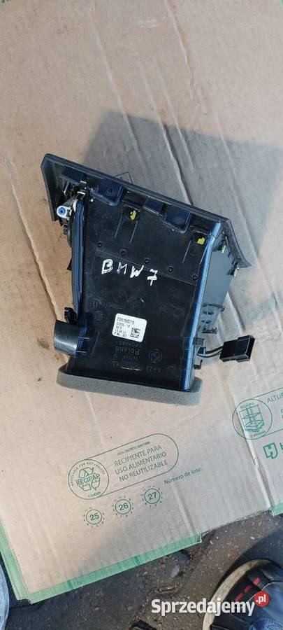 Kratka nawiewu lewa BMW 7 F01 F02 F3911585710 Szczecin