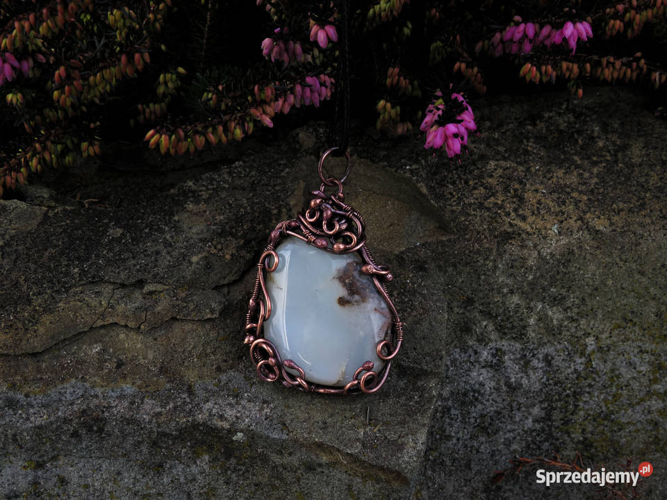 Unikatowy wisior mleczny kwarc miedź rękodzieło