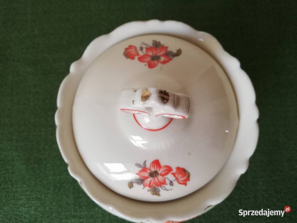Bomboniera porcelana sygnowana Reinchenbach Gorlice