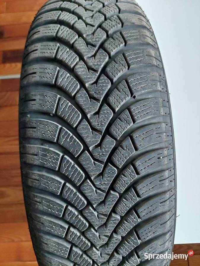 sprzedam opony zimowe tanio Toyota Aygo Gostomie