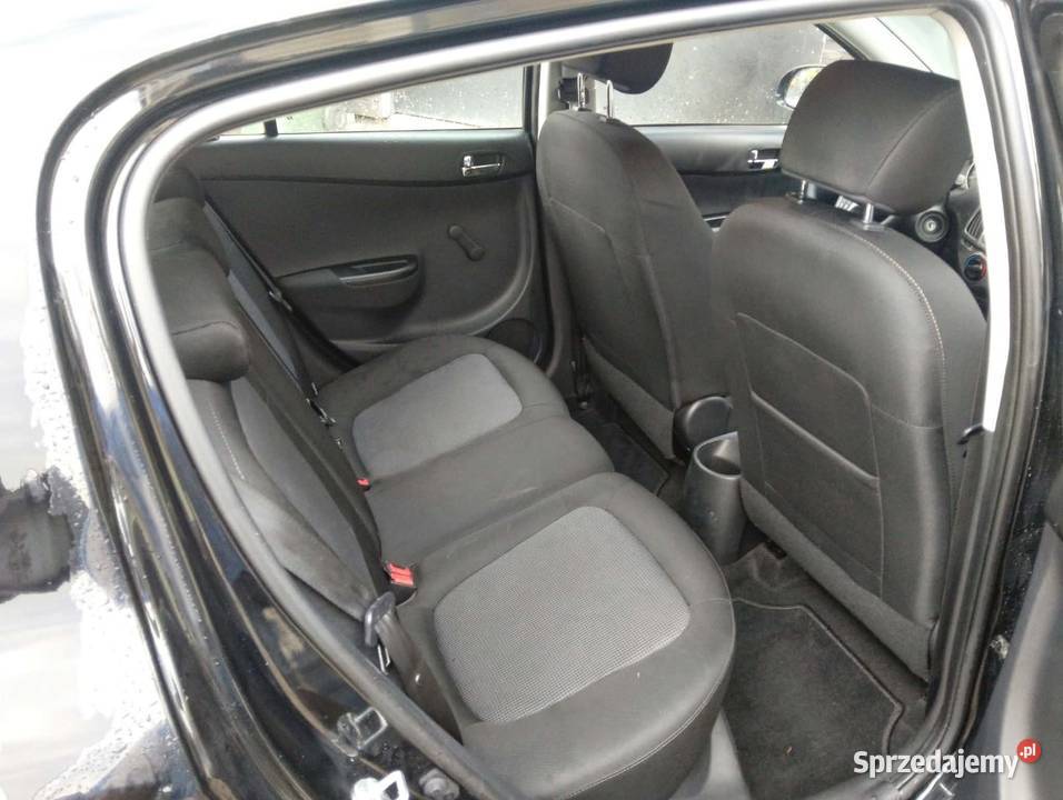 Ładny nie zgnity Hyundai lifcie i20 z roku 2013 klimatyzacja Domaradz