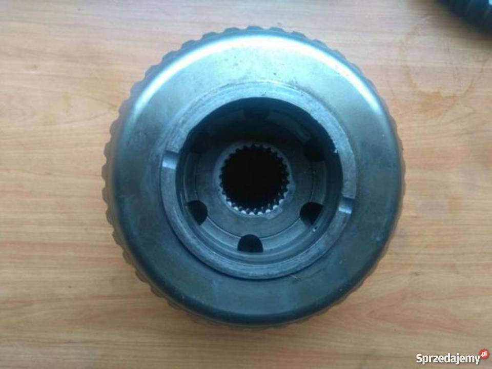 Części skrzyni biegow Renault Ares 546556540550 podlaskie sprzedam