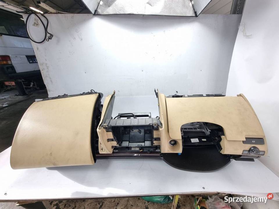 DESKA KOKPIT VOLKSWAGEN PHAETON Lipno sprzedam