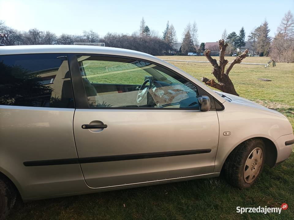 Wolsvagen polo 2002 Rok produkcji 2002 Piława Dolna
