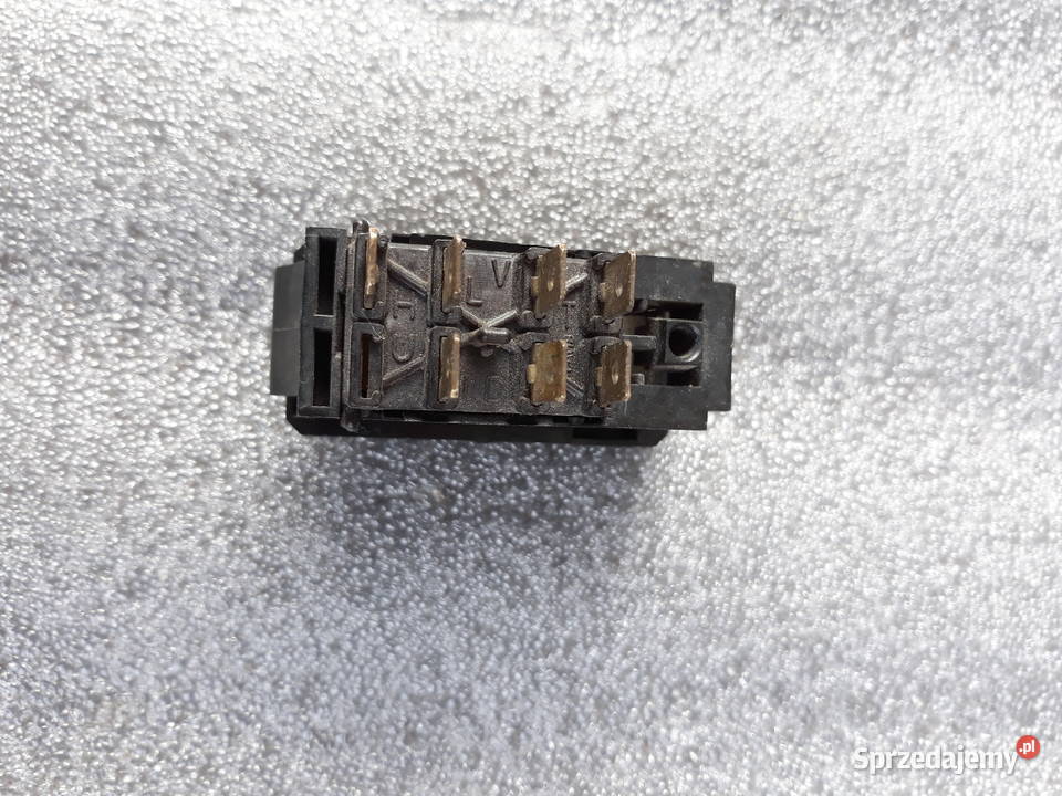 BMW e28 Przełącznik przełączniki świateł osobowe wielkopolskie Bukownica