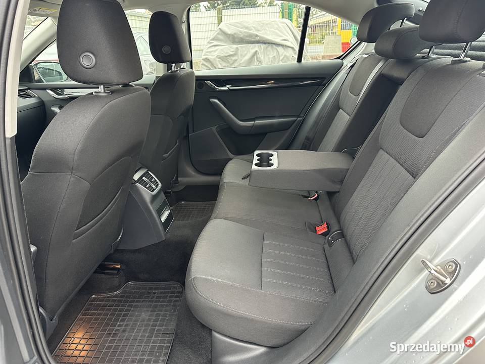 koda Octavia 15TSI 150Salon I WŁSerwis Warszawa sprzedam