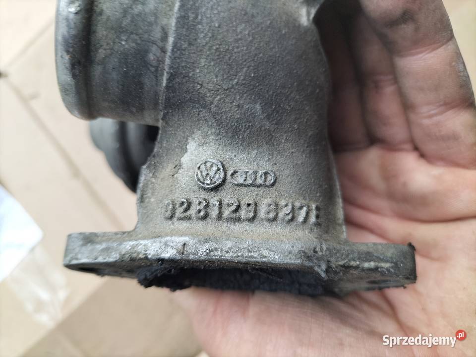 PODSTAWA ZAWORU ZAWÓR EGR AUDI 028129837E