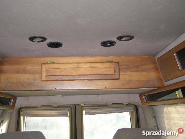 Ford Econoline E150 Salonka welurowa tapicerka lubelskie Turkowice sprzedam