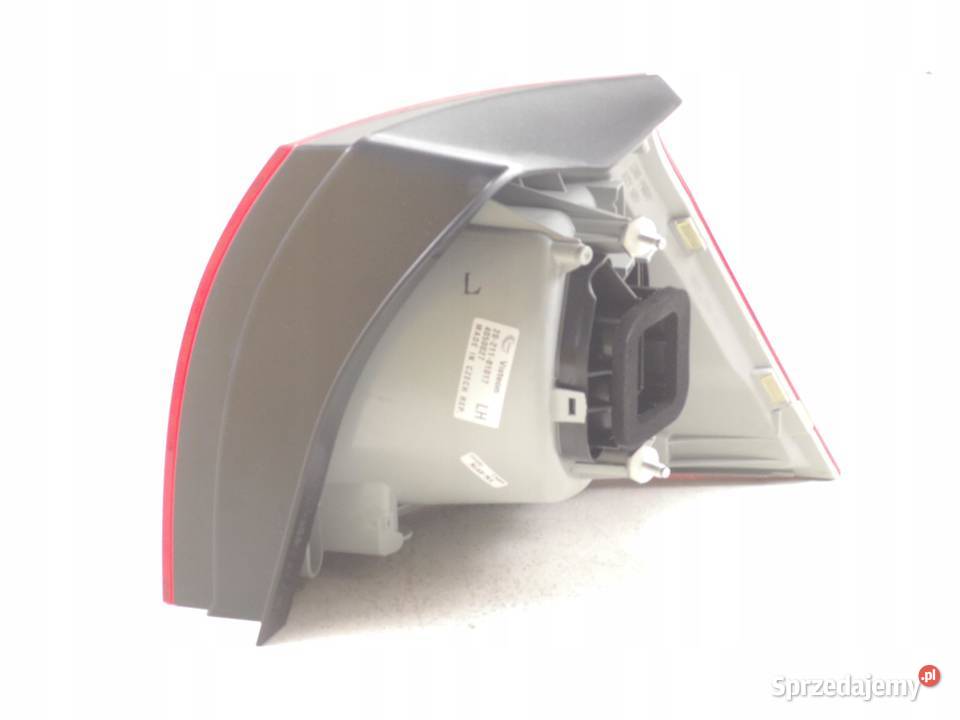 LAMPA LEWY TYŁ VW GOLF V 20032009 NOWA HELLA osobowe