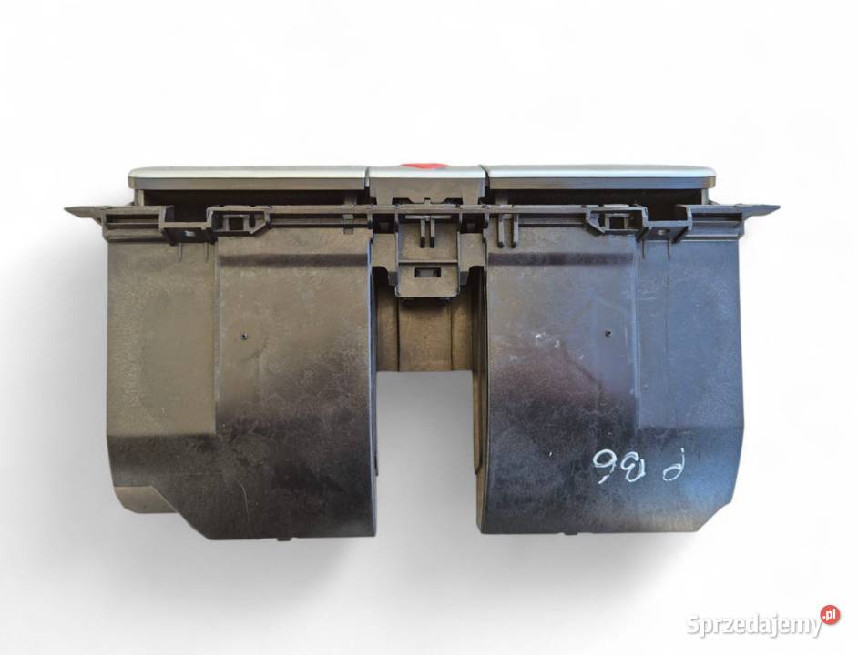 WIZYTOWNIK SCHOWEK KONSOLI AWARYJNY VW PASSAT B6 Działoszyce