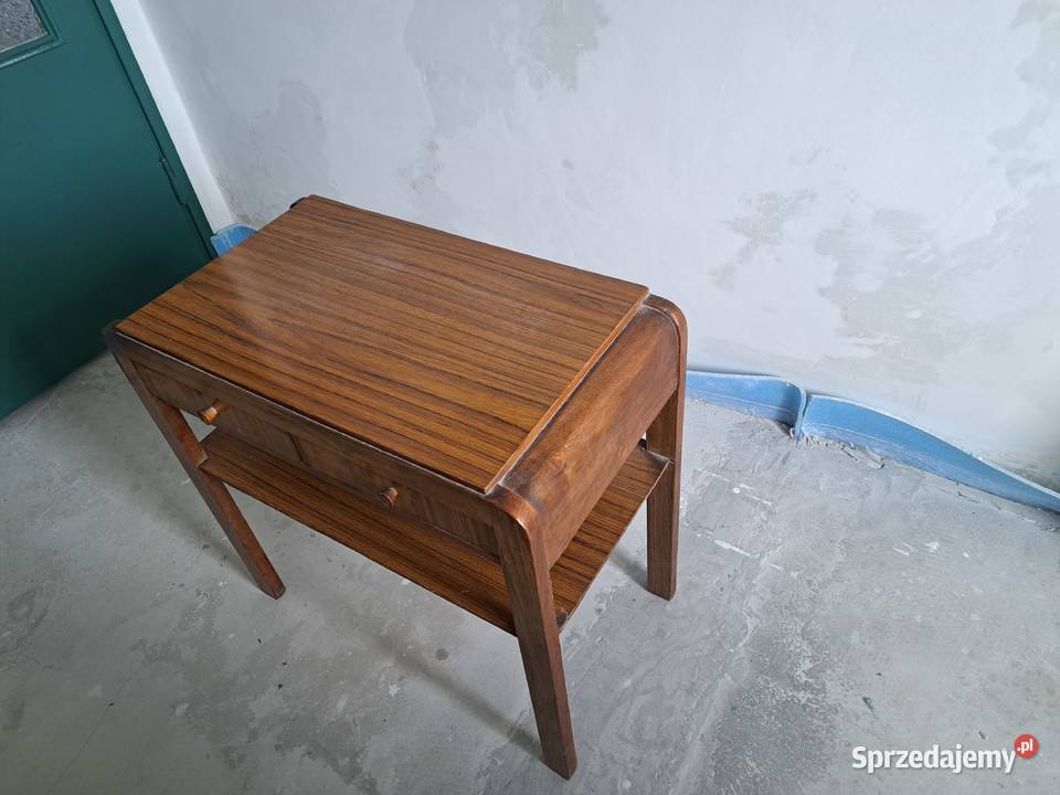 Stolik RTV z okresu prl Wałcz