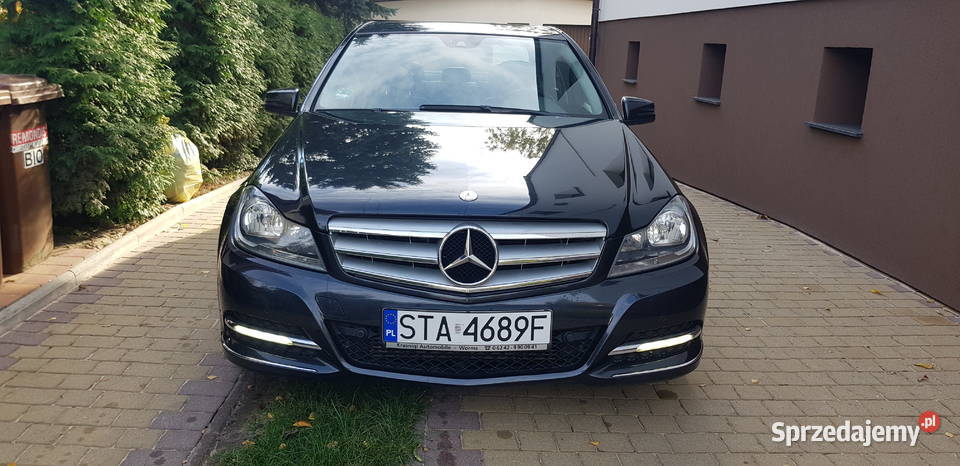 Mercedes w204 18 CGi z Niemiec uszkodzony silnik sprowadzony Klasa C