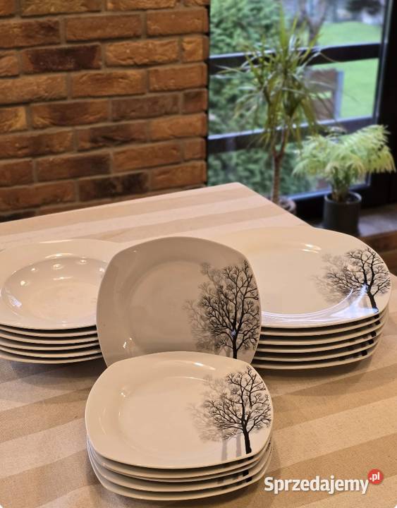 159 Zestaw 18 sztuk talerzy drzewa Zabrze