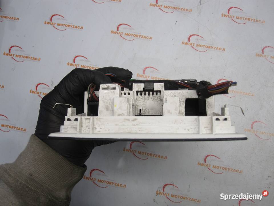 AUDI A1 I 8X lampka podsufitki 8X0947135AJ Kielce