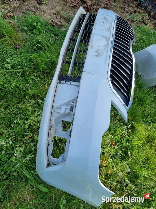 ZDERZAK PRZEDNI PRZÓD SKODA SUPERB II 3T0807221K Zderzaki sprzedam