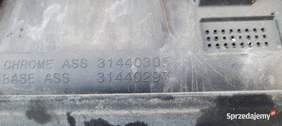 VOLVO XC60 II LISTWA DRZWI PRAWY TYŁ śląskie Ruda Śląska