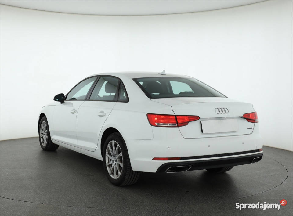 Audi A4 40 TDI reflektory ksenonowe Piaseczno