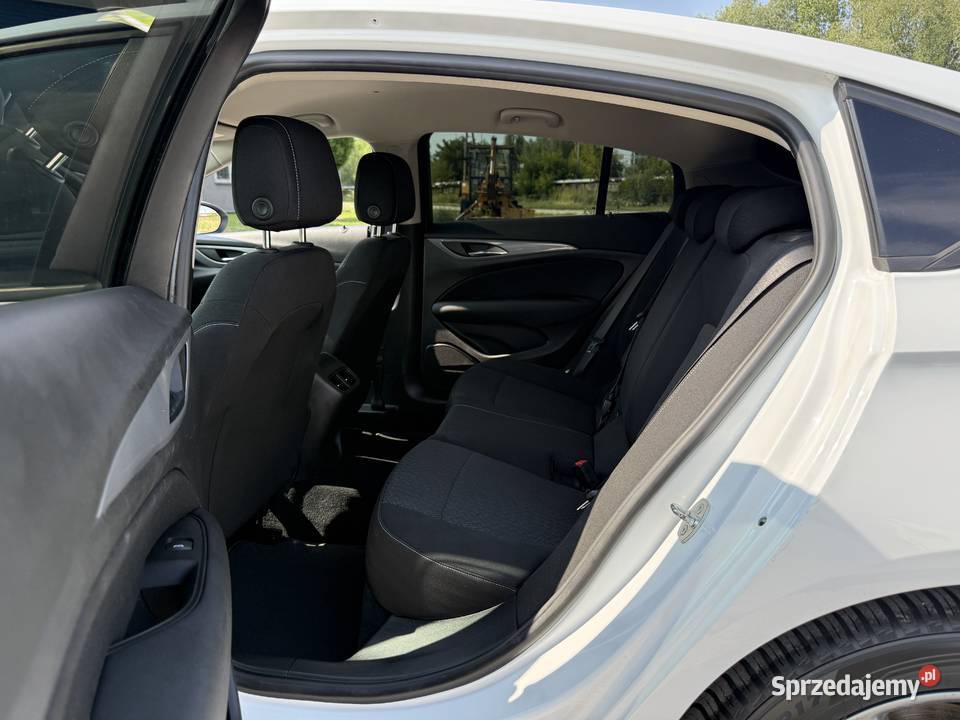 Opel Insignia 15 BENZYNA Klimatronik Tempomat immobilizer Konin sprzedam