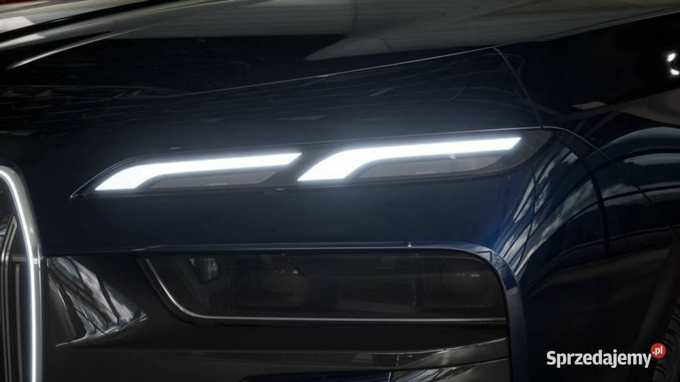 BMW 740 BMW 740d xDrive Limuzyna DEMO G702022 ESP Łódź sprzedam