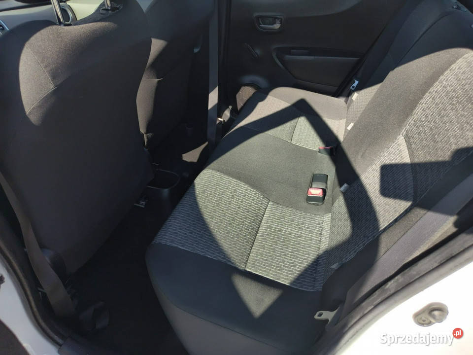 Toyota Yaris 14 d4d 90 6biegow tablet Kęty