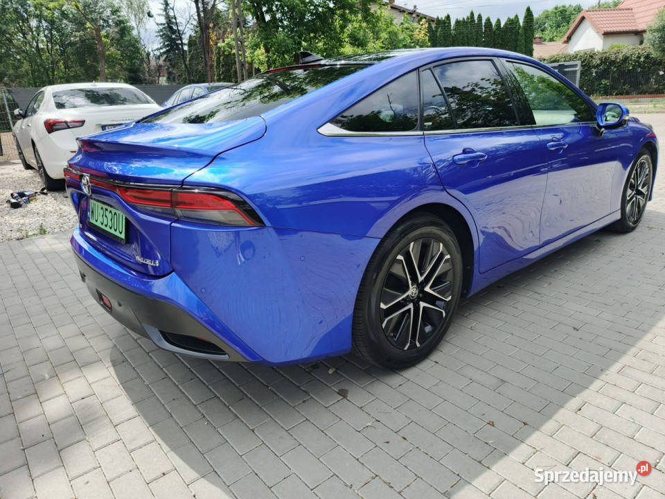 Toyota Mirai czujnik martwego pola Warszawa