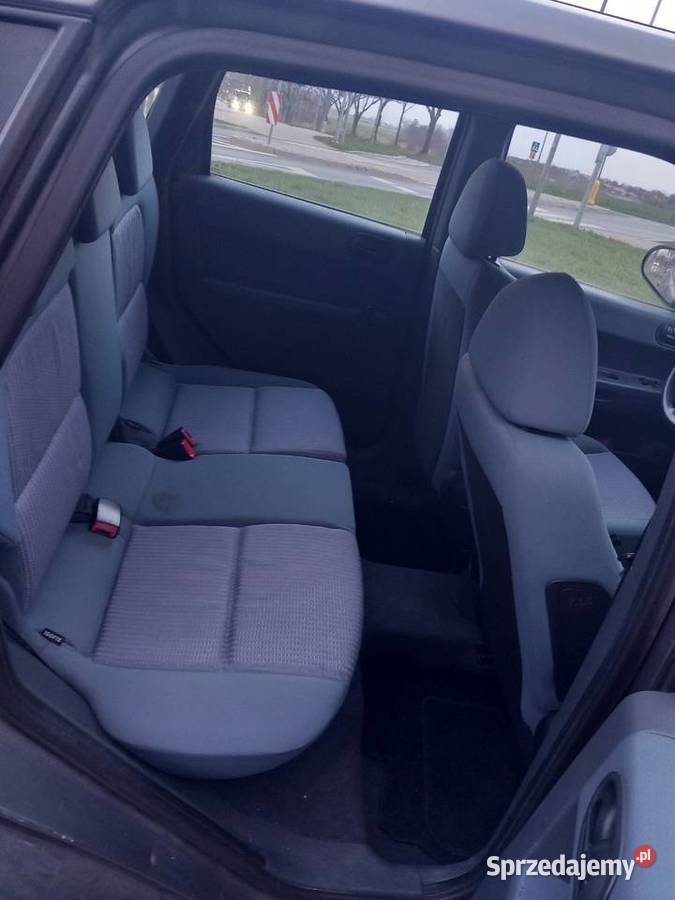 Mitsubishi colt 2005r 11 benzyna sprzedam 266000km Włocławek