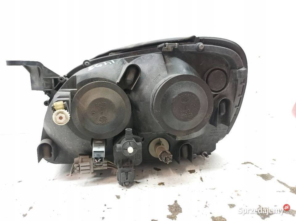 LAMPA PRZÓD PRAWA Nissan Almera Tino I 20002006 Lampy przednie Lampy przednie świętokrzyskie