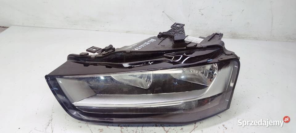 REFLEKTOR LEWY AUDI A4 B8 LIFT UK 8K0941003M Lampy przednie Przystajń