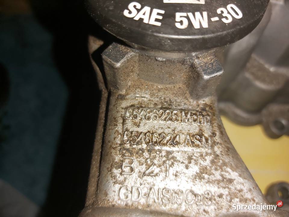 Pokrywa zaworów opel astra k corsa e 10 turbo osobowe Bydgoszcz