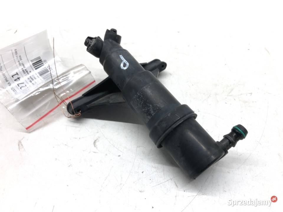 SPRYSKIWACZ REFLEKTORA PRAWY PRZÓD BMW E61 Kombi Spryskiwacze reflektorów