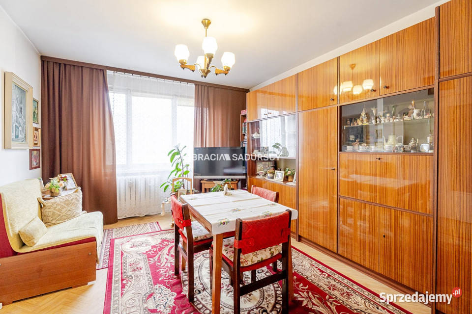 Mieszkanie na sprzedaż 481m2 3 pokoje Kraków 48.1m2 Sprzedaż