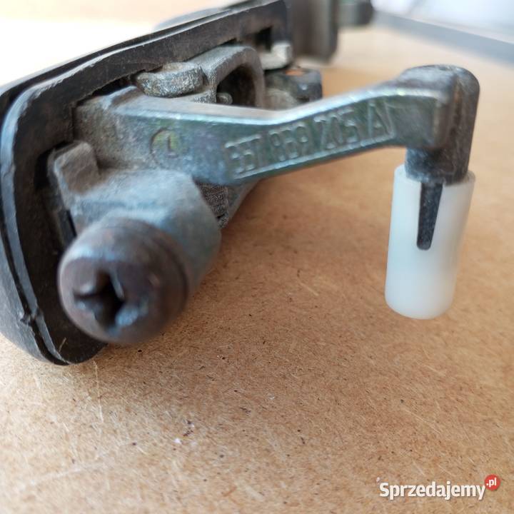 VW Passat B3 klamka zewnętrzna tył lewa