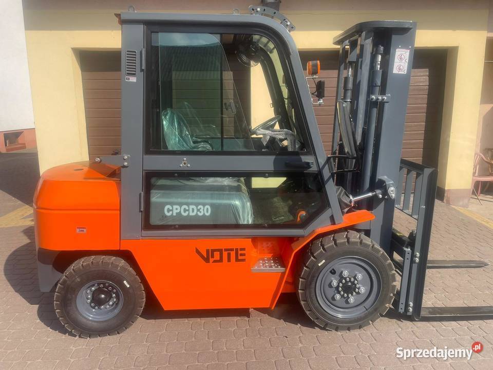 Wózek widłowy vote CPCD30 diesel Karsin
