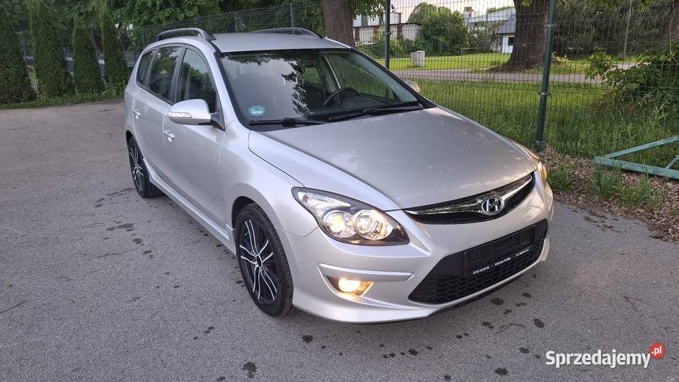 Hyundai i30 cw 16crdi stan z Niemiec