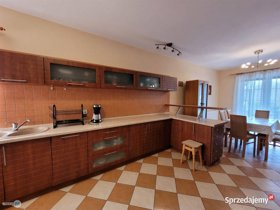 Dom wolnostojący 276m2 Nowiny