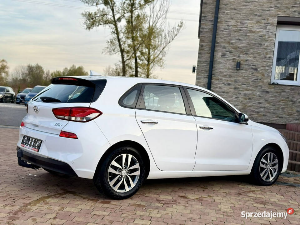 Hyundai i30 III 2017 i30 Sadlno