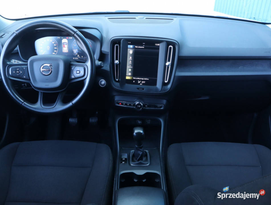 Volvo XC40 T3 Łódź