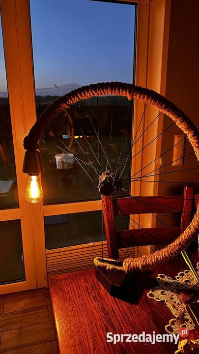 Lampa stołowa ręcznie robiona miłośników rowerów Lubasz