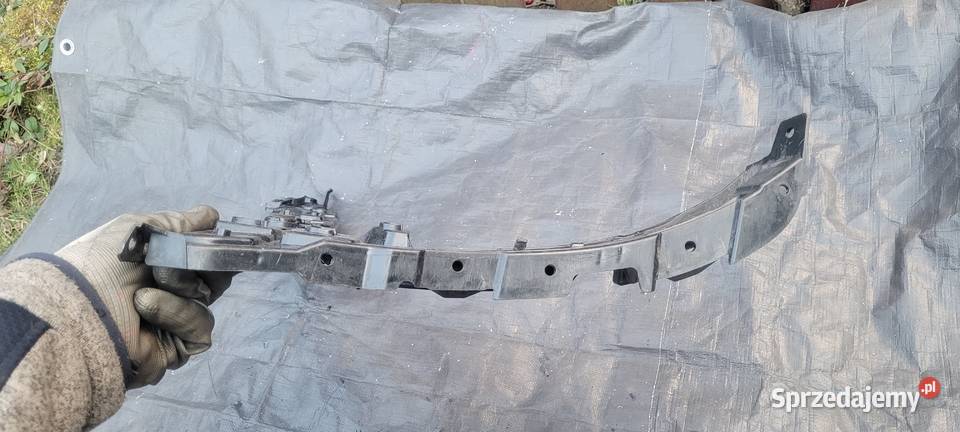 ŚLIZG ZDERZAKA PRAWY TYŁ MERCEDES W213 osobowe Ruda Śląska