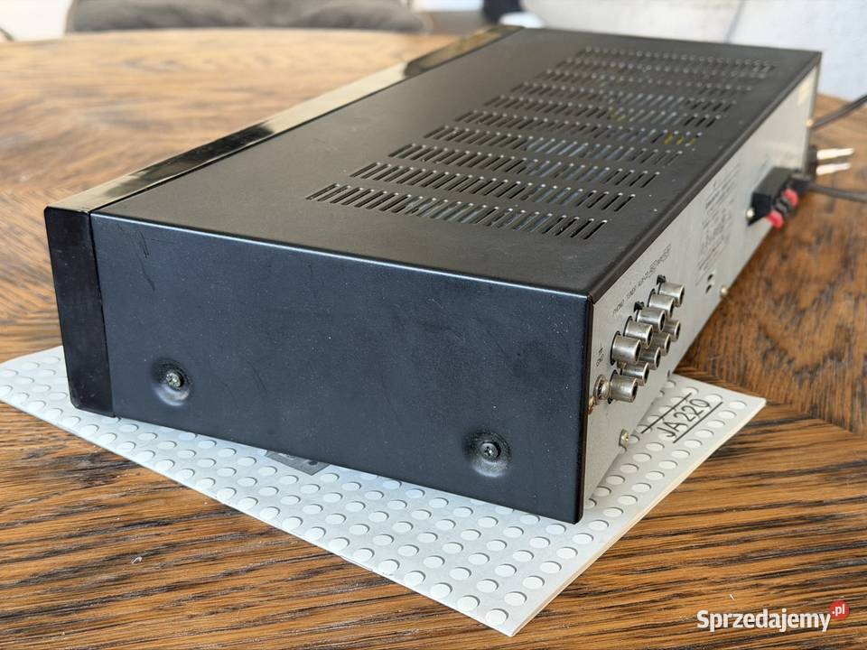 Wzmacniacz SANYO JA220