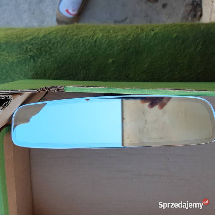 3G0857511AC VW TOURAN III 5T lusterko Rok produkcji 2016 sprzedam