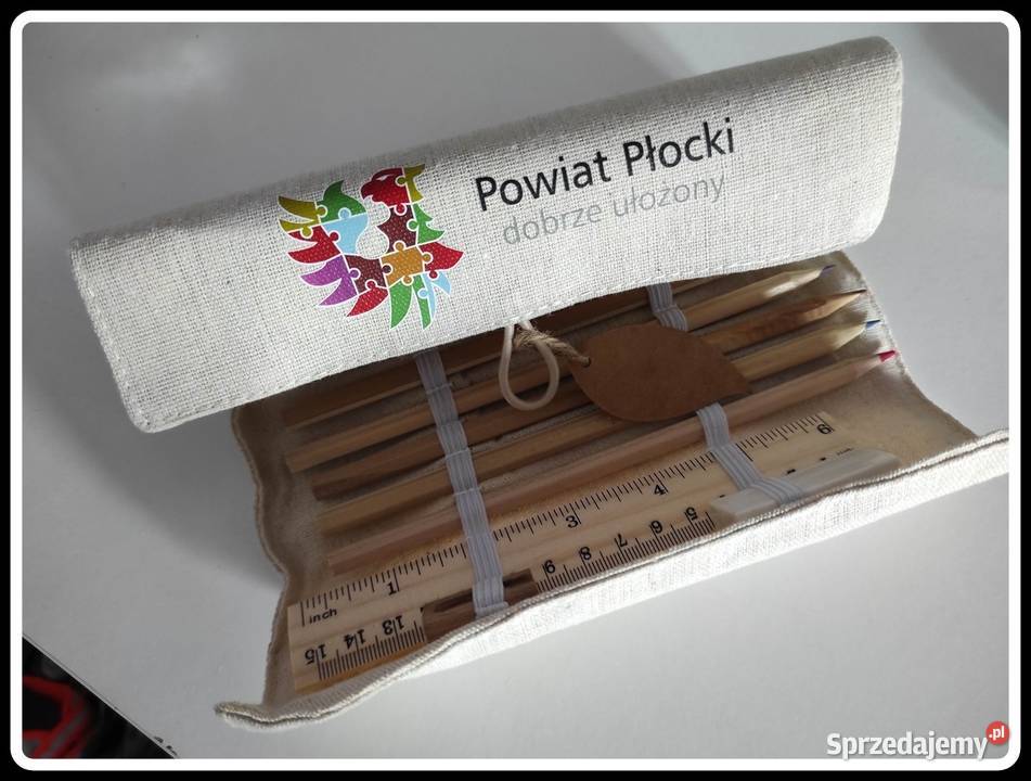 Powiat Płocki NOWY zestaw kredek w rolowanym mazowieckie Płock sprzedam