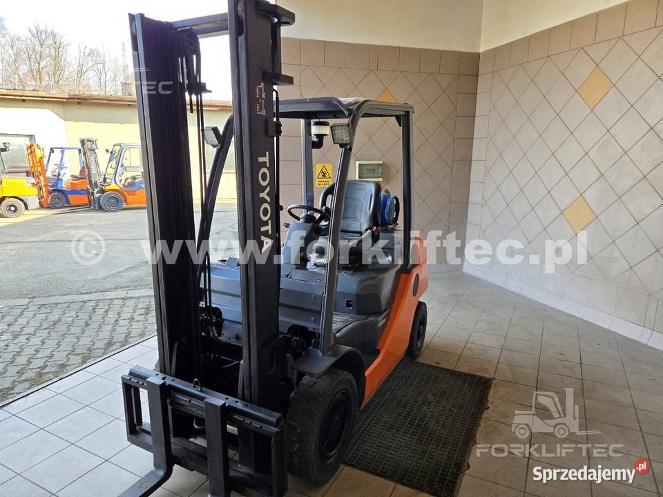 Wózek Widłowy TOYOTA 8FGF20 3700 mm TOYOTA 8FG20 Lędziny sprzedam