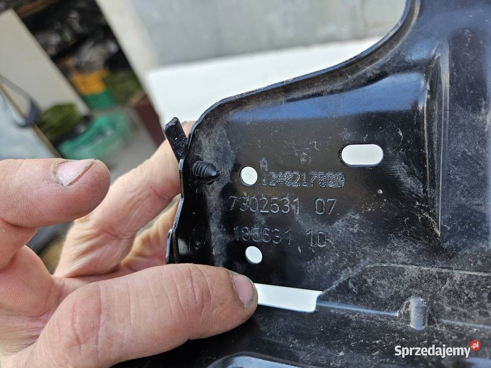 BMW 2 F45 WSPORNIK LEWY OKULAR LAMPY PASA osobowe Międzychód