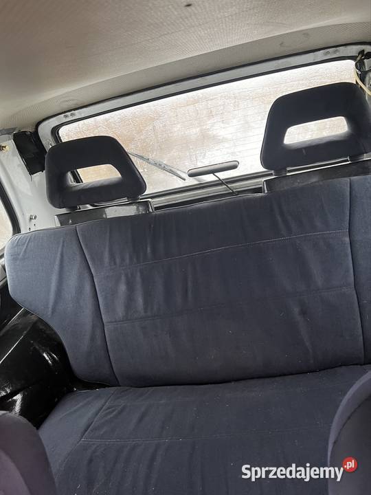 Lada Niva 17 Benzyna 4x4 2003 Klasyczna Gniezno sprzedam