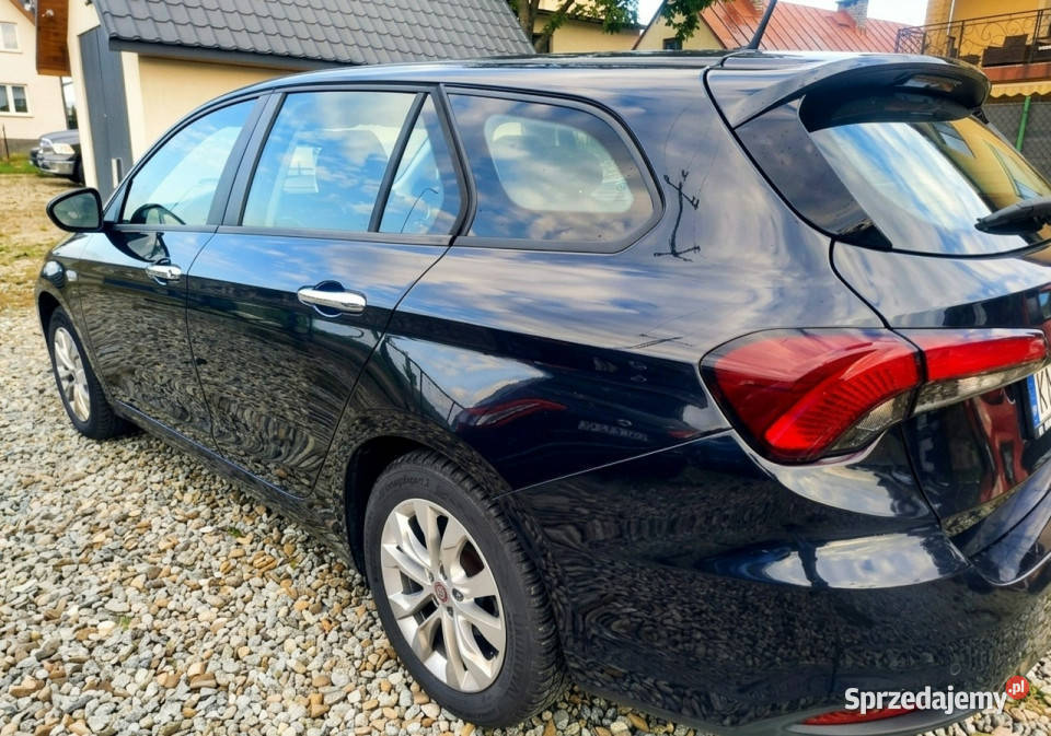 Fiat Tipo 14 95 wyposażenieNiski przebieg II podgrzewane fotele Harklowa
