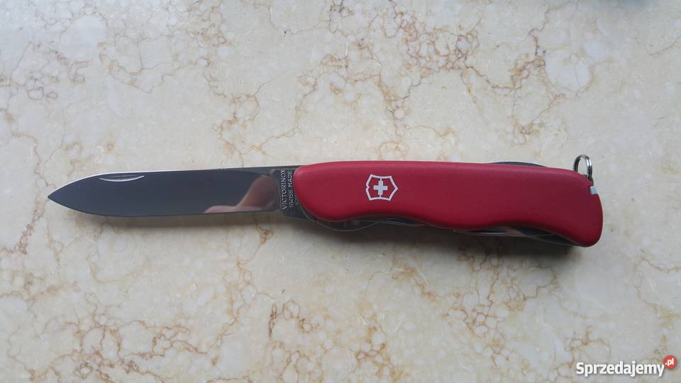 Victorinox forester outlet red